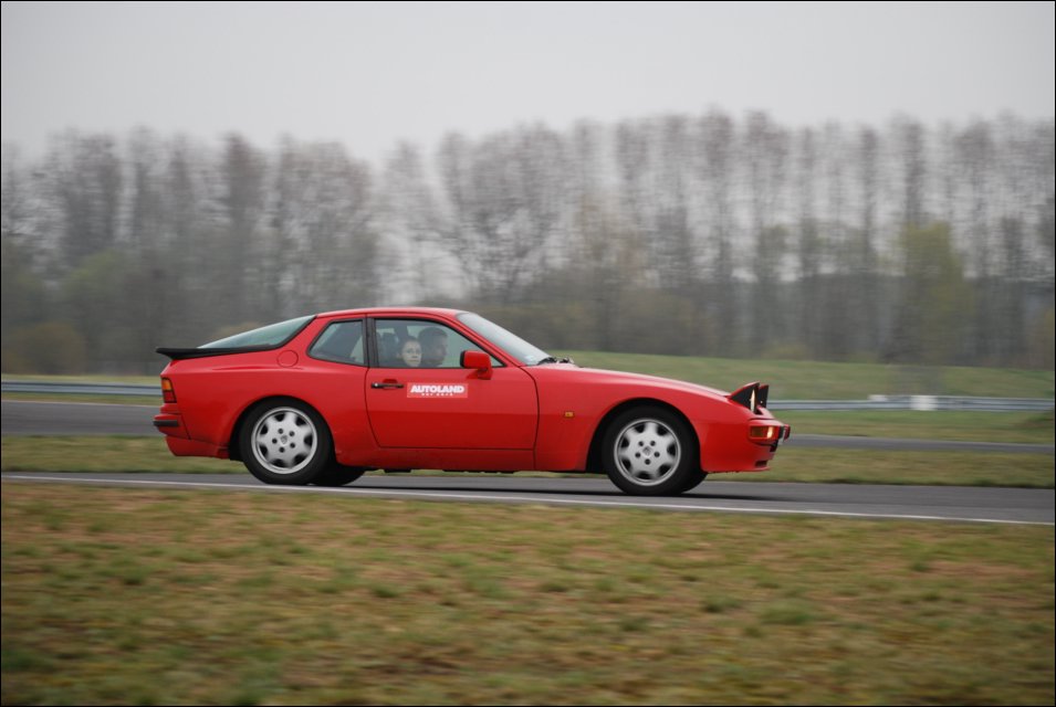 porsche 233.jpg